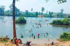 Gia Lai: 3 người tử vong khi tắm trên sông Pô Cô