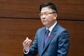 Phó Thủ tướng Lê Thành Long nêu lý do cấm công chứng viên được quảng cáo