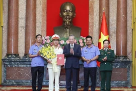 Nhân sự tuần qua: Bổ nhiệm, bầu nhiều vị trí nhân sự quan trọng ở Trung ương, địa phương