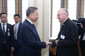 Tổng Bí thư, Chủ tịch nước Tô Lâm gặp Thủ tướng Tòa thánh Vatican
