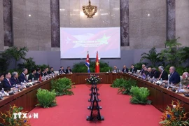 Việt Nam - Cuba luôn gắn bó, gần nhau như anh em một nhà