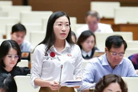 Đại biểu đề nghị điều chỉnh lại diện tích và thời lượng quảng cáo