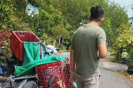 Tạm giữ người chém nam shipper khi đi giao hàng ở Bình Dương