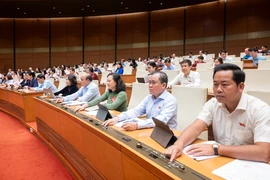 6 nhóm hành vi cấm với cán bộ, công chức 