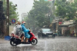 TP.HCM yêu cầu ứng trực 24/24, sẵn sàng ứng phó bão số 3