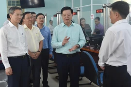 Phân cấp rành mạch để cấp tỉnh thôi làm thay, cấp xã bớt quá tải