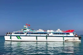 Đã có tàu siêu tốc 'khủng' chở khách ra đảo Lý Sơn