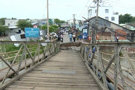 Cần Thơ: Xác định nguyên nhân sập mố cầu Rạch Cam