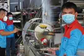 Video: Cận cảnh doanh nghiệp tìm người làm, xoay sở sản xuất sau dịch