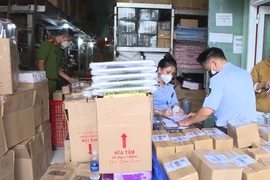 Video: Tiêu hủy lô hàng gần 18.000 đơn vị sản phẩm nhập lậu, trị giá trên 1 tỷ đồng 