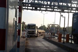 BOT Cai Lậy thu phí trở lại rồi... xả tiếp