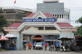 Ngán ngẩm một lần du lịch tới chợ Đông Kinh