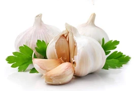 Những vấn đề cần lưu ý khi dùng tỏi
