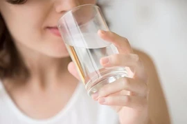 Uống đủ nước mỗi ngày có thể giúp chúng ta điều gì?