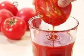 Uống nước ép cà chua có thể giảm nguy cơ mắc bệnh tim