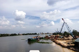 Xử lý các hành vi lấn chiếm, san lấp sông suối, kênh rạch 