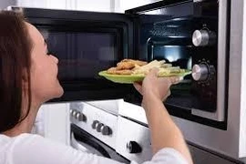 Những lưu ý khi nấu bằng lò vi sóng