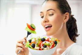 Những giải pháp giúp tăng cường sức khỏe khi làm việc ở nhà