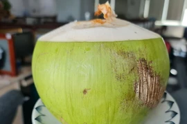 Tác dụng không mong muốn của món nước dừa