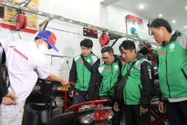 Hãng xe công nghệ cam kết giảm xả khí thải gây ô nhiễm