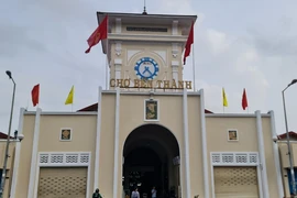 Hình ảnh chợ Bến Thành sau khi được làm mới