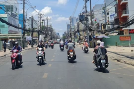 TP.HCM có đợt nắng nóng đặc biệt gay gắt dịp 30-4