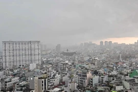 Lý do thời tiết TP.HCM bắt đầu chuyển lạnh, có sương mù vào buổi sáng