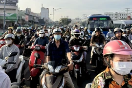 Thúc đẩy 'cặp đôi' giao thông xanh và công trình xanh