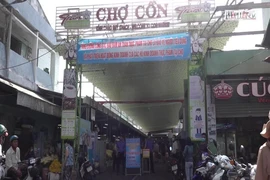Video: Người dân Đà Nẵng đi chợ bằng 'tem phiếu' để chống dịch