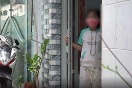 Trẻ mồ côi vì dịch COVID-19: Trung thu này đã không còn mẹ