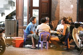Karaoke tự phát: Tiếng ồn càng to, mức phạt càng cao