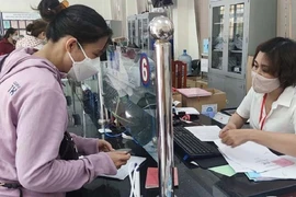 Từ nay, người dân tại TP.HCM có thể nộp hồ sơ đăng ký kết hôn, xác nhận độc thân trực tuyến. Ảnh minh họa: NGUYỄN HIỀN