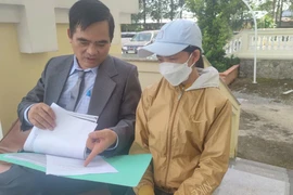 Tòa bác nội dung kháng cáo của phía bị đơn là bà Cao Thị Cúc và giao bé TGB lại cho người mẹ trước đây đã cho con tại Tịnh thất Bồng Lai. Ảnh: NH