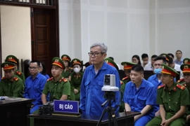 Anh trai bà Nguyễn Thị Thanh Nhàn AIC nói không rõ về công ty, cứ đưa giấy tờ là ký