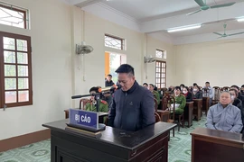 Cựu cán bộ xã tham ô tiền trợ cấp thờ cúng liệt sĩ lãnh 8 năm tù 