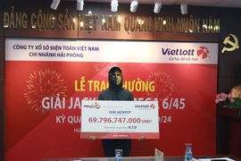 Nam công nhân ở Hải Phòng trúng xổ số gần 70 tỉ đồng