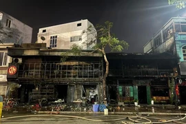 Cháy nhà hàng và quán cà phê ở trung tâm Hải Phòng