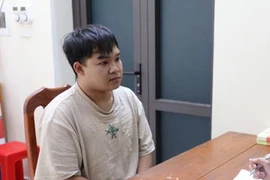 Nam thanh niên không chấp hành kiểm tra nồng độ cồn, tông xe vào CSGT