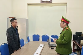 Khởi tố 2 người đàn ông dụ dỗ, quan hệ với người tâm thần dẫn đến có thai