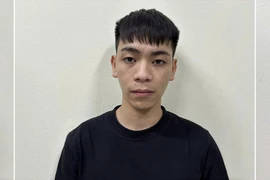 Nhóm thanh niên mua tài khoản tiktok, giả danh nhân viên ngân hàng để lừa tiền