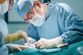 Bộ Y tế yêu cầu báo cáo vụ tai biến nặng sau cắt bao quy đầu 