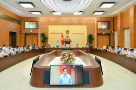 Thường vụ Quốc hội đề nghị lùi thông qua Luật Khám bệnh, chữa bệnh (sửa đổi)