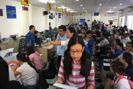 Bán bánh mì mỗi tháng nộp thuế 350 triệu đồng