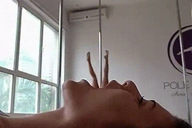 Chỉ cần mẹo nhỏ bạn sẽ có 1 clip 'nuốt người' độc đáo