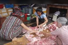 Nhiều người ủng hộ chị bán thịt heo bị 'chơi bẩn'