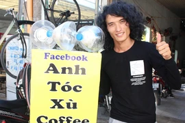 Thứ 7 bán hàng không định giá của 'Anh tóc xù'