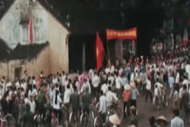 Những hình ảnh lịch sử sáng 30-4-1975 tại Hà Nội