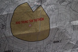 Dân Thủ Thiêm trình bản đồ chứng minh nằm ngoài khu giải tỏa