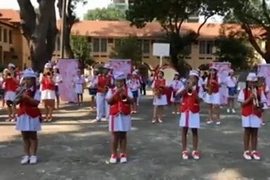 Ngỡ ngàng bài biểu diễn trống kèn đặc sắc của học sinh THCS