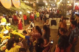 Video: Đông đảo du khách đến với lễ hội ẩm thực Bình Thuận